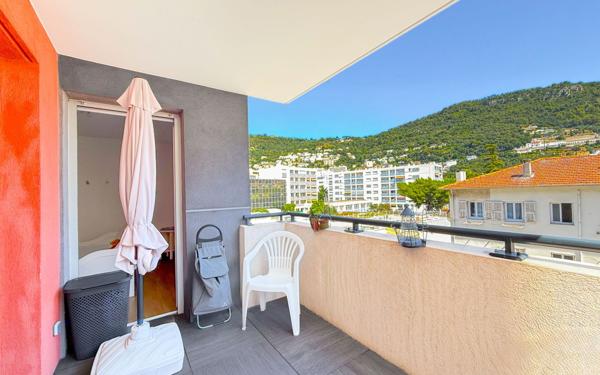 Appartement à vendre    2 pièces • 45,43 m2 Nice