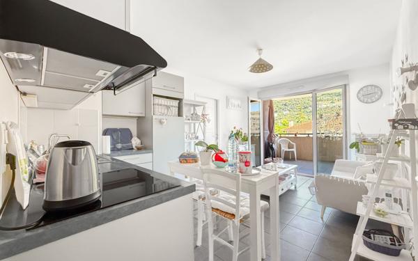Appartement à vendre    2 pièces • 45,43 m2 Nice