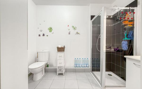 Appartement à vendre    2 pièces • 45,43 m2 Nice