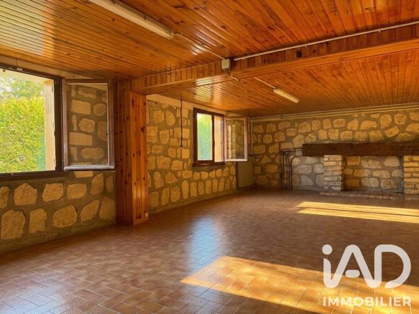 Maison à vendre 6 pièces 176 m² Saint-Fargeau-Ponthierry