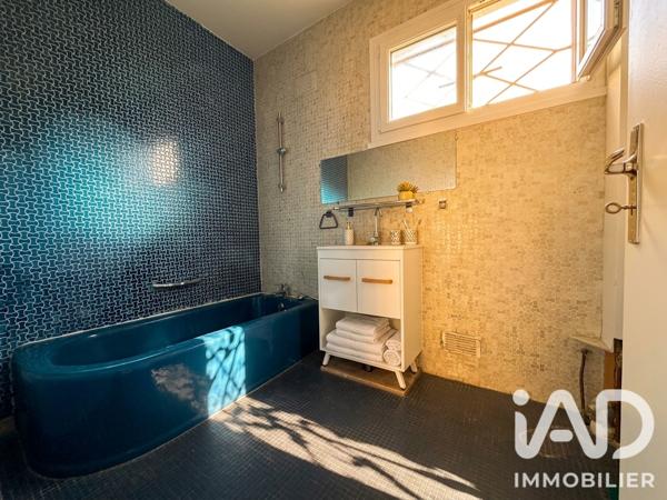 Maison à vendre 6 pièces 176 m² Saint-Fargeau-Ponthierry