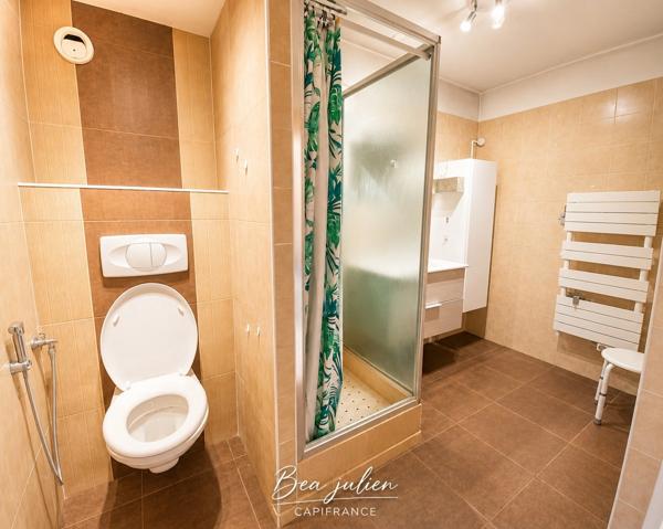 Appartement T3 73m2 - Terrasse plein sud - CALME et Lumière Le Beausset, var, provence,