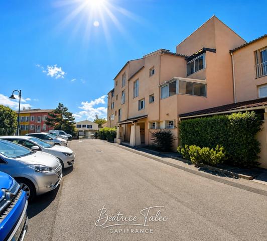 Appartement T3 73m2 - Terrasse plein sud - CALME et Lumière Le Beausset, var, provence,