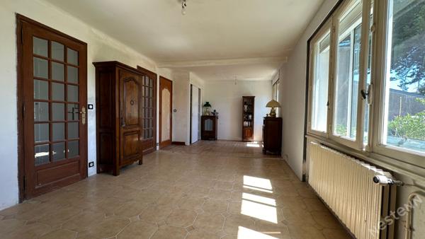 QUIBERON - Maison en impasse sur un beau terrain de 785 m²