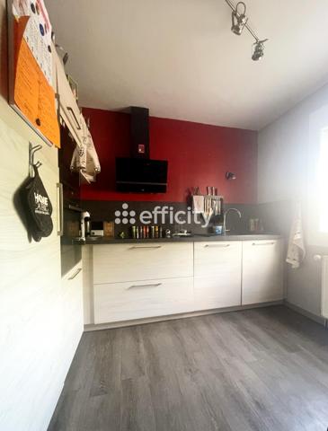 Maison
         5 pièces
        - 110 m² 199 000 € *