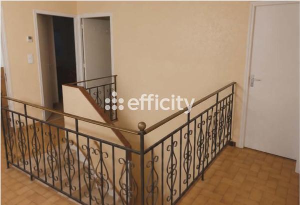 Maison
         5 pièces
        - 110 m² 199 000 € *
