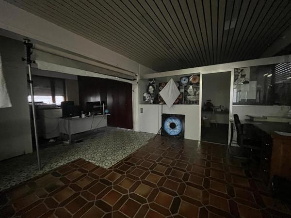 immeuble avec local commercial et appartement