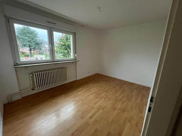 immeuble avec local commercial et appartement