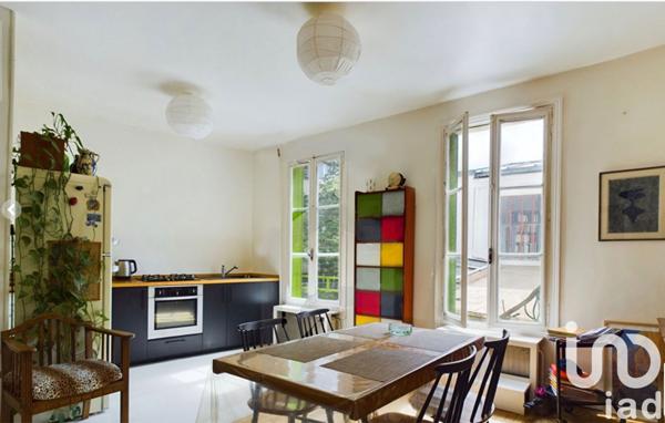 Maison 9 pièces de 301 m² à Paris (75020)