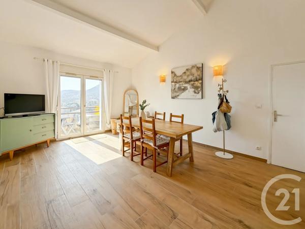 Appartement T3 à vendre  3 pièces - 72,42 m 2   L ILE ROUSSE  - 202