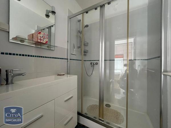 Appartement à louer 2 pièces 23.95m² Vichy (03200)