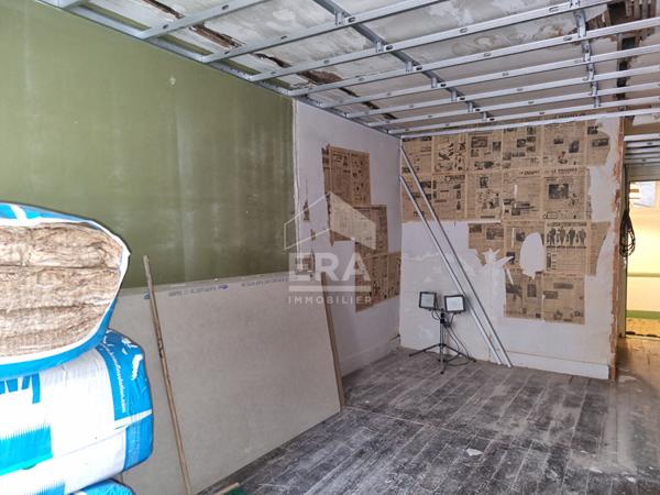 Appartement 3 pieces 75 m2 - Centre Amberieu - A Rénover