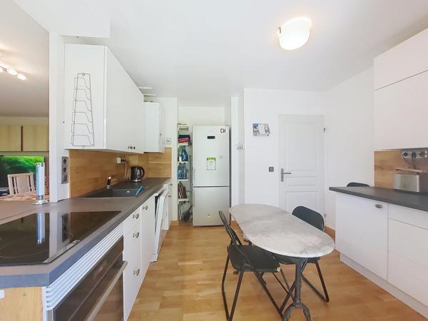 Annecy le Vieux quartier pommaries - Appartement rez-de-jardin