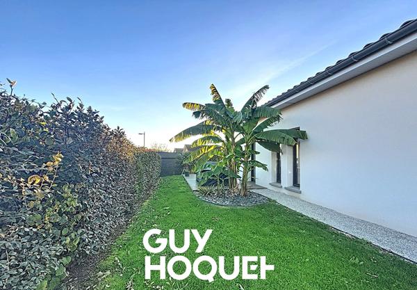 Villa de Plain Pied 3 Chs + Garage et terrain de 480 m² environ - 71570 LA CHAPELLE DE GUINCHAY