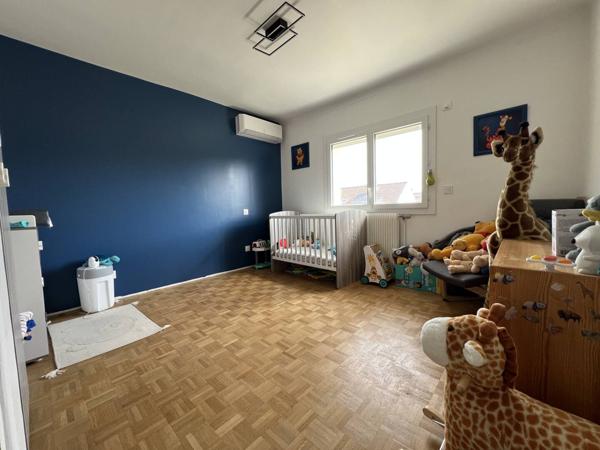 Charmante maison 7 pièces proche gare, commerces écoles !