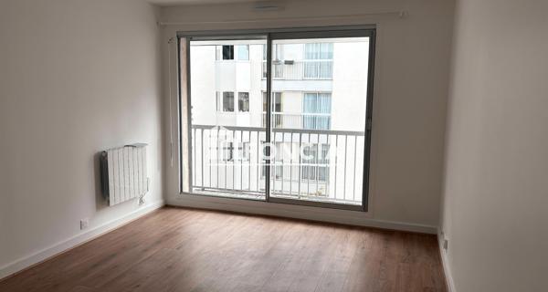 Location Appartement 2 pièces 45.5 m² - Paris 75015