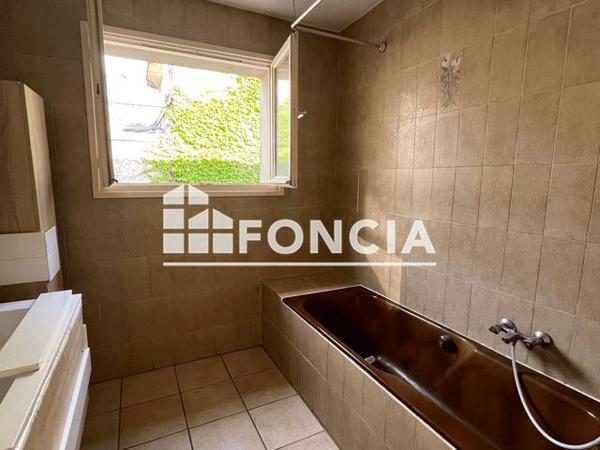 À vendre Maison 5 pièces 95 m² - Avignon 84000