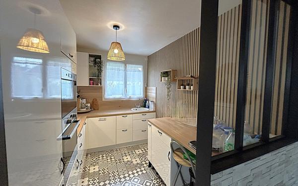 Maison à vendre    4 pièces • 75,30 m2 Beauvais