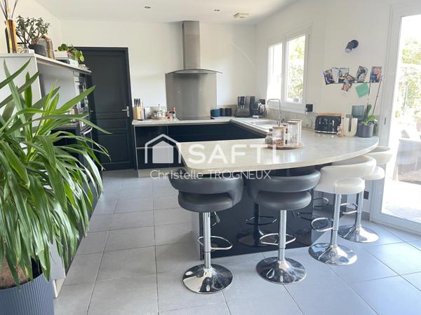 Pavillon en contemporain d’environ 137M2