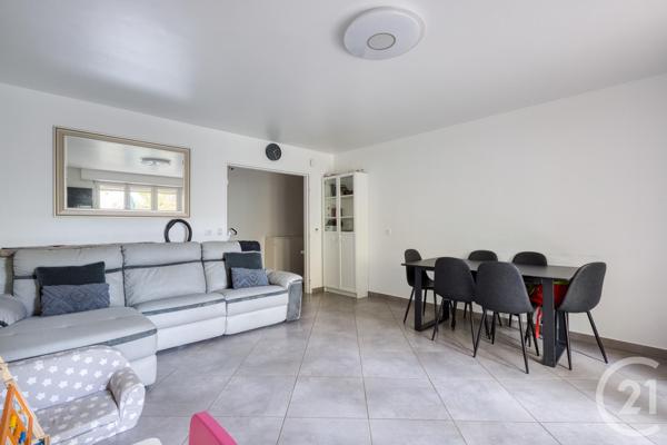 Appartement F3 à vendre  3 pièces - 77 m2 AUBERVILLIERS - 93
