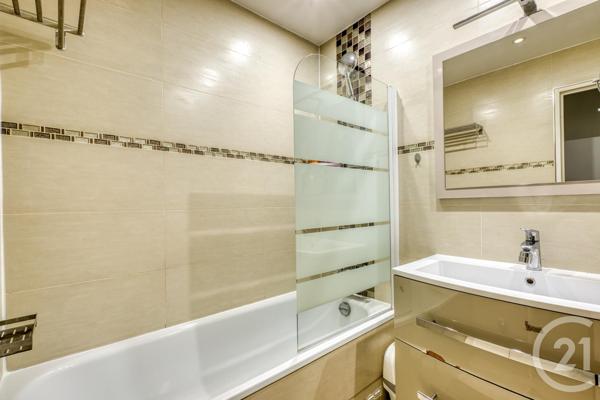 Appartement F3 à vendre  3 pièces - 77 m2 AUBERVILLIERS - 93