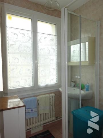 APPARTEMENT F4 LOUE A VENDRE AU CENTRE DE NOGENT LE ROTROU