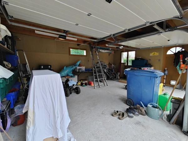 Centre village St Joseph de Rivière, très belle maison en pierre 110 m2 habitables avec terrain de 1 065 m2