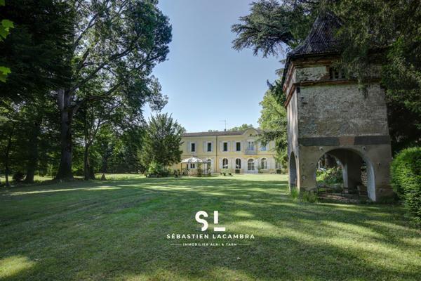 Rivières (81600) Demeure Historique 10 Pièces – Chartreuse XVIIe, Parc 2,9 ha, Terrasse 220 m², Piscine & Pigeonnier