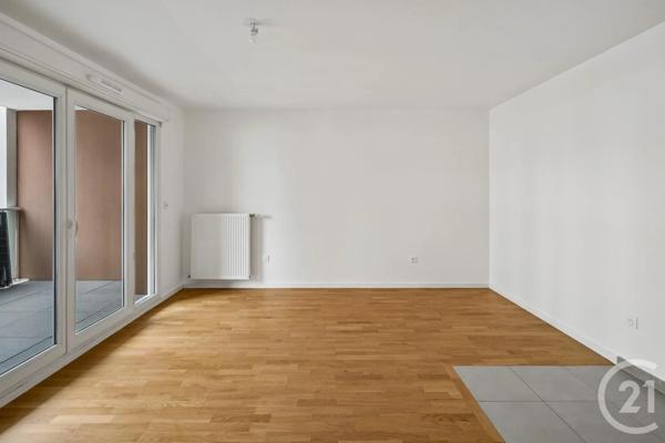 Appartement F3 à vendre  3 pièces - 56,96 m 2   ROMAINVILLE  - 93
