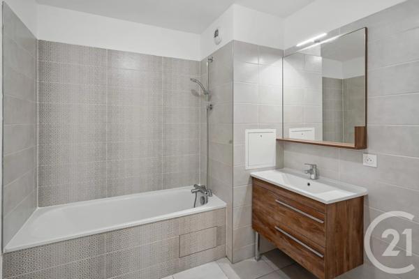 Appartement F3 à vendre  3 pièces - 56,96 m 2   ROMAINVILLE  - 93