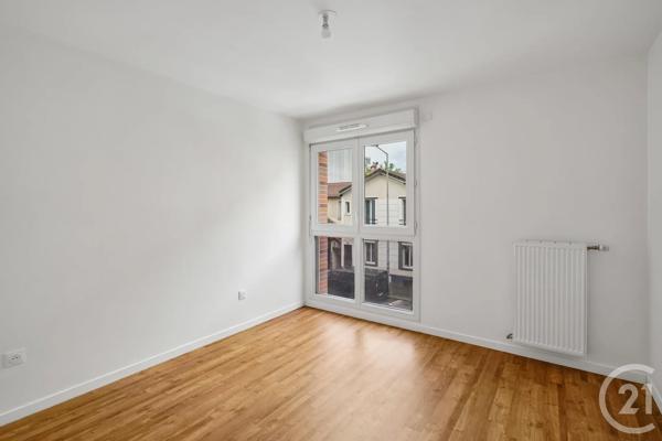 Appartement F3 à vendre  3 pièces - 56,96 m 2   ROMAINVILLE  - 93