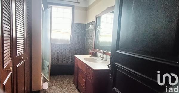 Maison de ville 11 pièces de 250 m² à Laurière (87370)