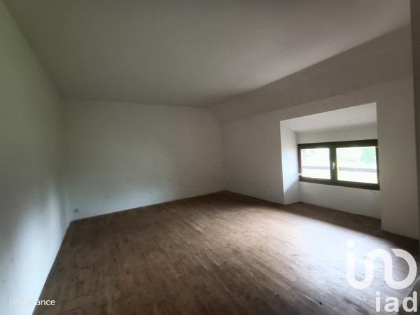 Maison de ville 11 pièces de 250 m² à Laurière (87370)