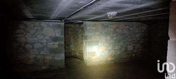 Maison de ville 11 pièces de 250 m² à Laurière (87370)