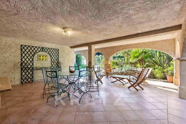 Sainte - Maxime, maison proche centre ville.