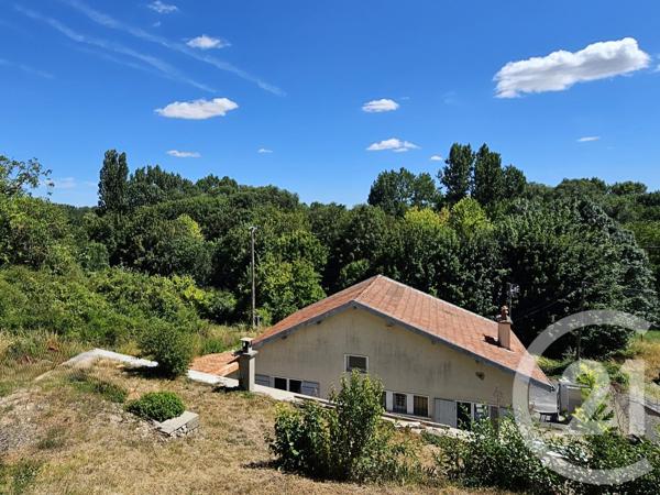 Maison à vendre  5 pièces - 133 m 2   MIGNE AUXANCES  - 86