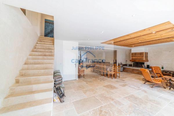 Corps de ferme à vendre 7 pièces ANCELLE (05)