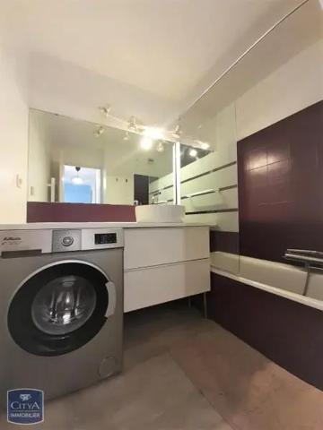 Appartement à louer 2 pièces 43.43m² Fréjus (83600)