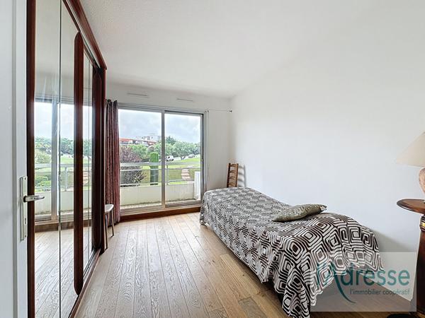 Appartement Antibes 2 pièce(s) 51,43 m2 au dernier étage