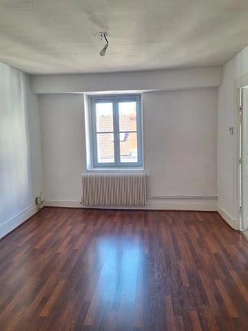 Location - Appartement Chalon-sur-Saône 71100 2 pièces 61 m 2