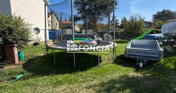 À vendre Maison 4 pièces 75 m² - Le Passage 47520