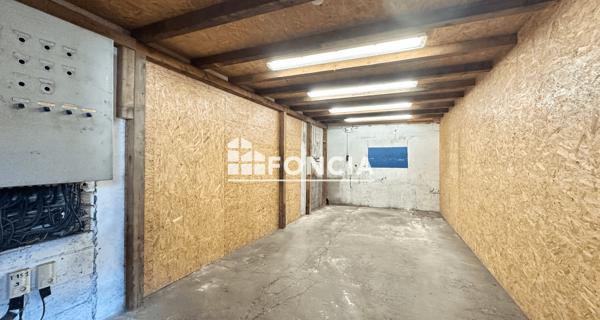 À vendre Local commercial 170.85 m² - Megève 74120