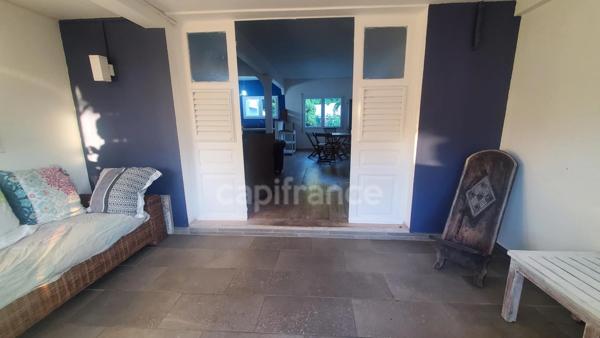 A louer sur Case Pilote - Fond Boucher - Appartement en RDC 4 pièces - jardin et piscine commune