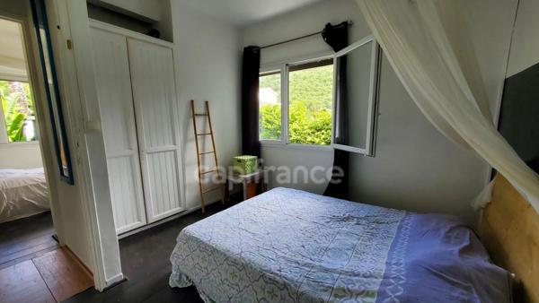 A louer sur Case Pilote - Fond Boucher - Appartement en RDC 4 pièces - jardin et piscine commune