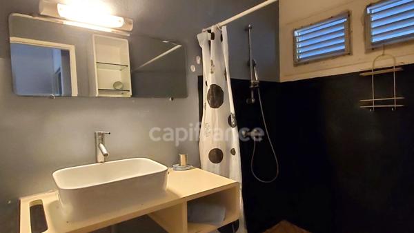 A louer sur Case Pilote - Fond Boucher - Appartement en RDC 4 pièces - jardin et piscine commune