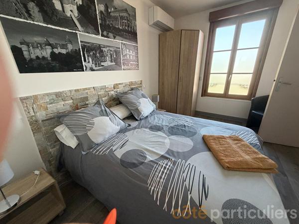 Vente
                Immeuble92 m² - 5 Pièces -
                    LIGNIERES (18160)