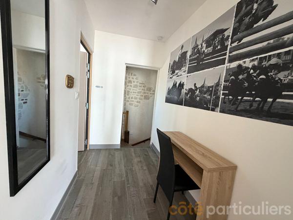 Vente
                Immeuble92 m² - 5 Pièces -
                    LIGNIERES (18160)