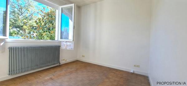 MAISON NON MITOYENNE A RENOVER TERRAIN DE 283 M² SANS VIS A VIS
