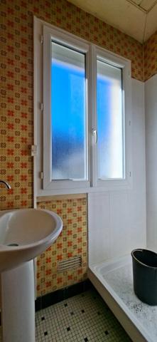MAISON NON MITOYENNE A RENOVER TERRAIN DE 283 M² SANS VIS A VIS