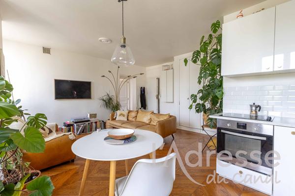 Carte Postale sur le Canal. Un écrin au bord de l'eau.